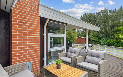 Hennrik - 240M from the Sea: Gras, Grasland, Land Lot, Verblijf, Landelijk Gebied, Weide, Garden Gebouwen, Tuin, Schuur