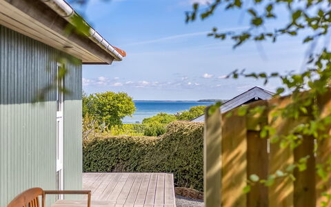Egonie - 100M from the Sea: Landgoed, Schaduw, Oprit, Boerderij