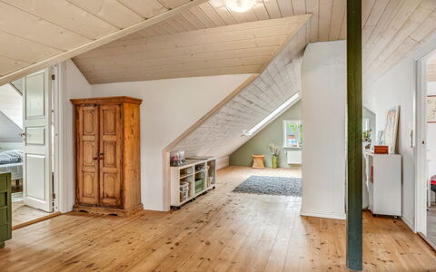 Elza - 2.5Km from the Sea: Dag, Gebouw, Appartement, Woongebied, Stad, Stedelijk Gebied, Buurt, Facade, Condominium