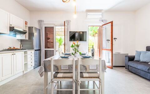 Casa Darc: Buitenmeubels, Huis, Meubilair, Deur, Buitentafel, Stoel, Keuken En Eettafel, Schaduw, Balkon, Veranda