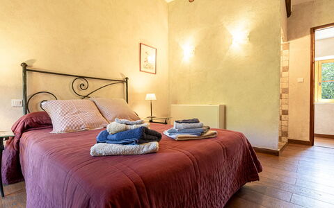 Casa Gabrielle: Muur, Hout, Meubilair, Plafond, Bed, Interieur Ontwerp, Slaapkamer, Flooring, Huis, Laken