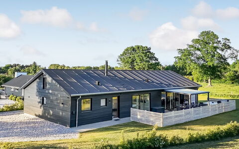 Finulf - 300M from the Sea: Landgoed, Schaduw, Oprit, Boerderij