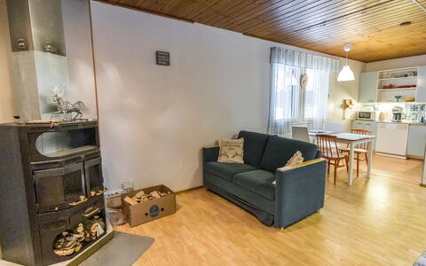 Villa Hepola: Hout, Verblijf, Blokhut, Woud, Schuur, Garden Gebouwen, Lariks, Bos, Beits