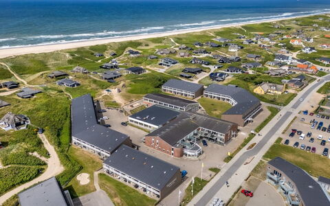 Jari - 200M from the Sea: Huis, Verblijf, Veranda, Siding, Boerderij, Outdoor Structuur