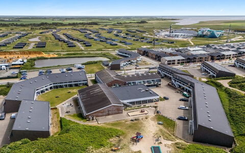 Jari - 200M from the Sea: Huis, Verblijf, Veranda, Siding, Boerderij, Outdoor Structuur