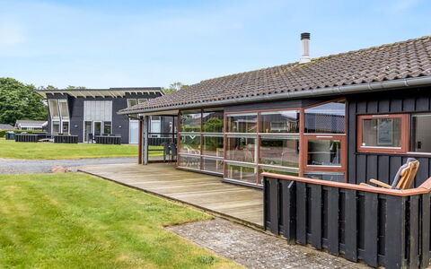 Ayda - 200M from the Sea: Huis, Huis, Dak, Woongebied, Verblijf, Landgoed, Boerderij, Gazon, Landscaping, Siding