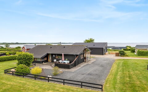 Ayda - 200M from the Sea: Huis, Huis, Dak, Woongebied, Verblijf, Landgoed, Boerderij, Gazon, Landscaping, Siding