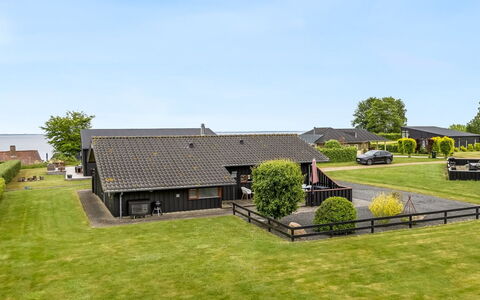 Ayda - 200M from the Sea: Huis, Huis, Dak, Woongebied, Verblijf, Landgoed, Boerderij, Gazon, Landscaping, Siding