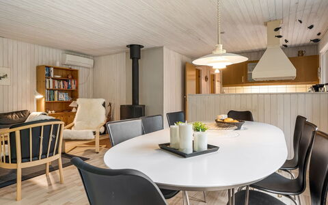 Edle - from the Sea: Gras, Grasland, Land Lot, Verblijf, Landelijk Gebied, Weide, Garden Gebouwen, Tuin, Schuur
