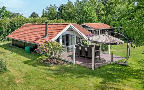 Rusalina - 400M from the Sea: Dak, Huis, Huis, Verblijf, Siding, Landgoed, Oprit, Garden Gebouwen, Werf, Schuur