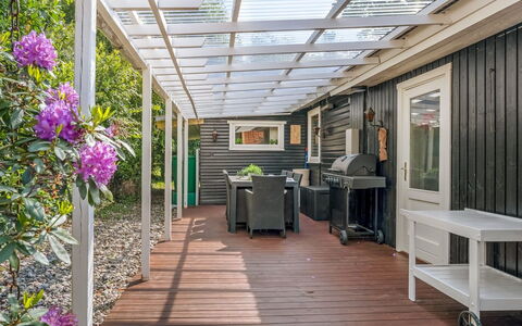 Rusalina - 400M from the Sea: Dak, Huis, Huis, Verblijf, Siding, Landgoed, Oprit, Garden Gebouwen, Werf, Schuur