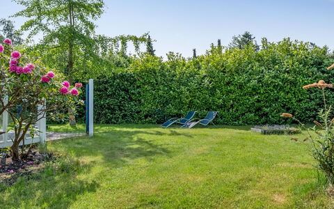 Rusalina - 400M from the Sea: Dak, Huis, Huis, Verblijf, Siding, Landgoed, Oprit, Garden Gebouwen, Werf, Schuur