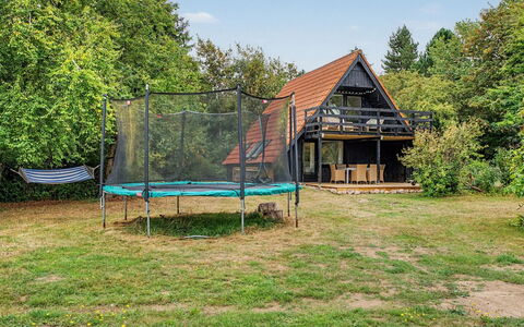 Sunna - 1Km from the Sea: Dak, Huis, Land Lot, Huis, Verblijf, Landgoed, Garden Gebouwen, Schaduw, Blokhut, Landscaping