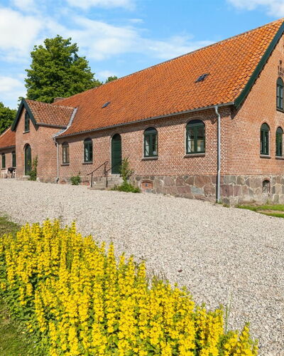 Brun - 1.5Km from the Sea