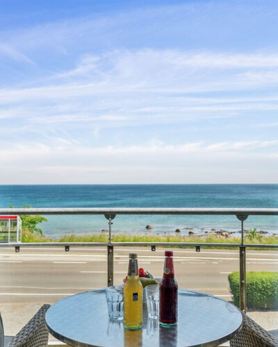 Ayo - 75M from the Sea
