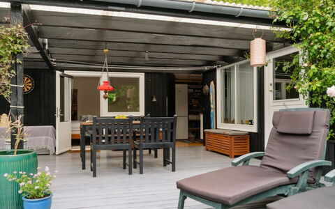 Nette - 100M from the Sea: Gras, Grasland, Land Lot, Verblijf, Landelijk Gebied, Weide, Garden Gebouwen, Tuin, Schuur