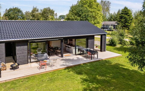 Herulf - 450M from the Sea: Huis, Verblijf, Veranda, Siding, Boerderij, Outdoor Structuur