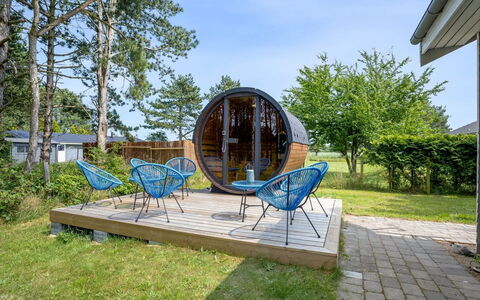 Helin - 800M from the Sea: Landgoed, Schaduw, Oprit, Boerderij