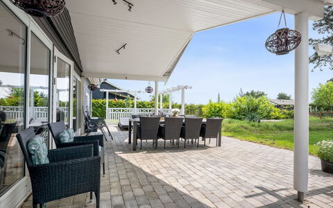 Helin - 800M from the Sea: Landgoed, Schaduw, Oprit, Boerderij