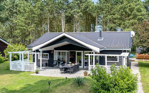 Helin - 800M from the Sea: Landgoed, Schaduw, Oprit, Boerderij