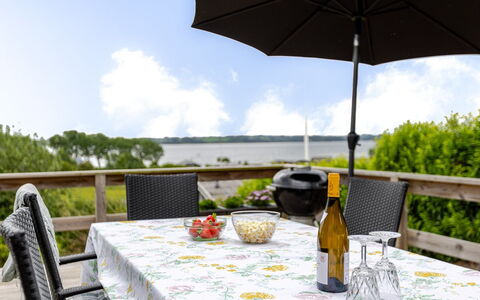 Gyda - 350M from the Sea: Gras, Grasland, Land Lot, Verblijf, Landelijk Gebied, Weide, Garden Gebouwen, Tuin, Schuur