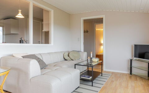 Gyda - 350M from the Sea: Gras, Grasland, Land Lot, Verblijf, Landelijk Gebied, Weide, Garden Gebouwen, Tuin, Schuur