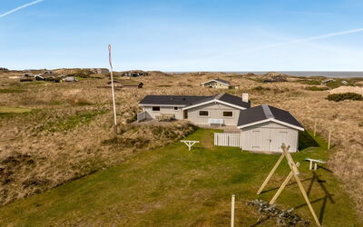 Fridgerd - 300M from the Sea