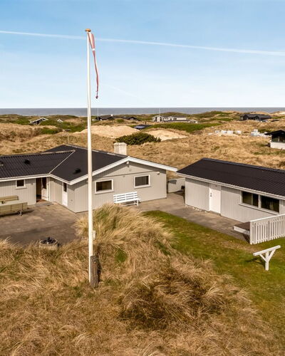 Fridgerd - 300M from the Sea