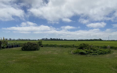 Kukka - 16Km from the Sea: Lucht, Blauw, Wolk, Dag, Groen, Gras, Natuurlijke Omgeving, Grasland, Plain, Horizon