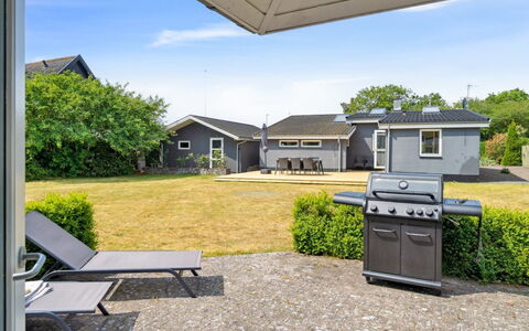 Dreng - 250M from the Sea: Landgoed, Schaduw, Oprit, Boerderij