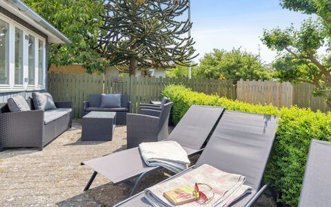 Dreng - 250M from the Sea: Landgoed, Schaduw, Oprit, Boerderij