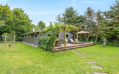 Horsten - from the Sea: Hout, Huis, Veranda, Dek, Hardwood, Dak, Beits, Houten Vloer, Eco Hotel
