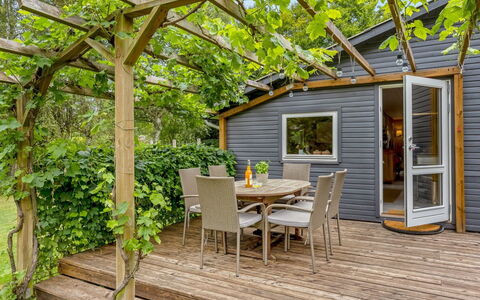 Horsten - from the Sea: Hout, Huis, Veranda, Dek, Hardwood, Dak, Beits, Houten Vloer, Eco Hotel