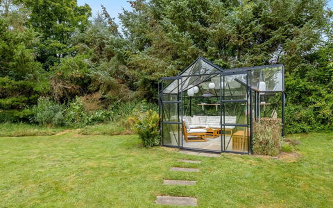 Horsten - from the Sea: Hout, Huis, Veranda, Dek, Hardwood, Dak, Beits, Houten Vloer, Eco Hotel