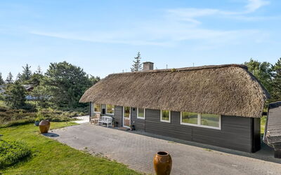 Esma - 3Km from the Sea