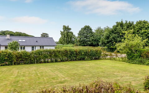 Tolke - 400M from the Sea: Dak, Huis, Huis, Verblijf, Deur, Siding, Dek, Veranda, Plank, Hardwood