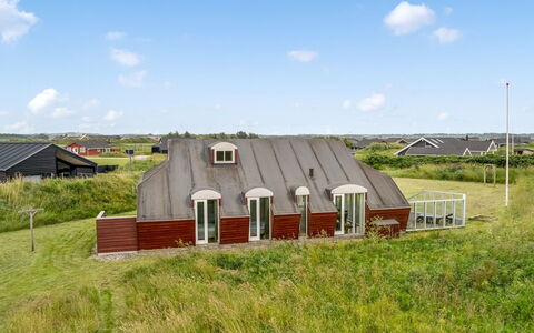 Tjark - 500M from the Sea: Hout, Huis, Veranda, Dek, Hardwood, Dak, Beits, Houten Vloer, Eco Hotel