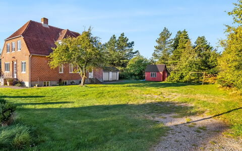 Albina - 4.5Km from the Sea: Landgoed, Schaduw, Oprit, Boerderij