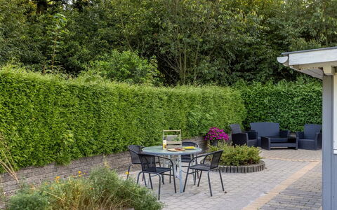 Dorethea - 30Km from the Sea: Landgoed, Schaduw, Oprit, Boerderij