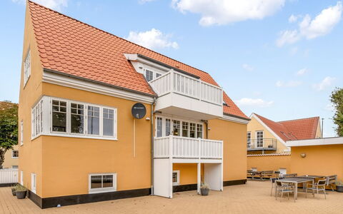 Dorti - 500M from the Sea: Landgoed, Schaduw, Oprit, Boerderij
