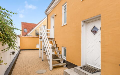 Dorti - 500M from the Sea: Landgoed, Schaduw, Oprit, Boerderij