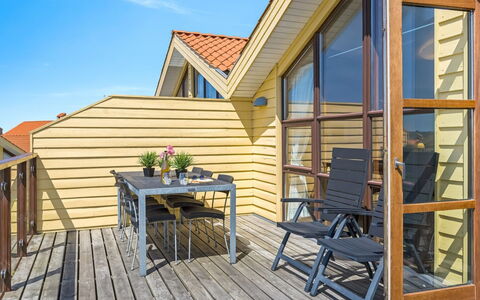 Era - 100M from the Sea: Gras, Grasland, Land Lot, Verblijf, Landelijk Gebied, Weide, Garden Gebouwen, Tuin, Schuur