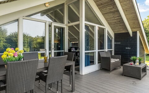 Kai - 400M from the Sea: Landgoed, Schaduw, Oprit, Boerderij