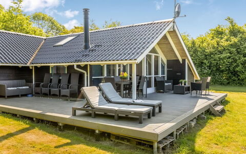 Kai - 400M from the Sea: Landgoed, Schaduw, Oprit, Boerderij