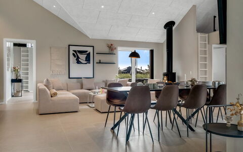 Konrad - from the Sea: Interieur Ontwerp, Flooring, Meubilair, Muur, Verdieping, Plafond, Hout, Verlichting, Woonkamer, Lichte Inrichting