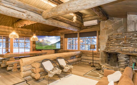 Lumikenttien Kutsu: Hout, Plafond, Interieur Ontwerp, Flooring, Meubilair, Verdieping, Huis, Houten Vloer, Woonkamer, Hardwood