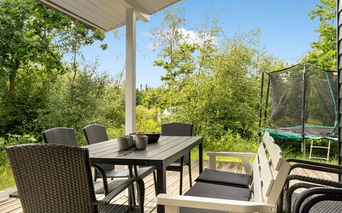 Ivar - from the Sea: Gras, Grasland, Land Lot, Verblijf, Landelijk Gebied, Weide, Garden Gebouwen, Tuin, Schuur