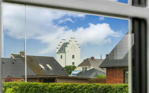 Nanja - 250M from the Sea: Hout, Huis, Veranda, Dek, Hardwood, Dak, Beits, Houten Vloer, Eco Hotel