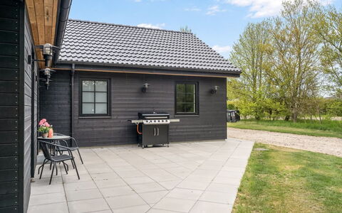 Osa - from the Sea: Gras, Grasland, Land Lot, Verblijf, Landelijk Gebied, Weide, Garden Gebouwen, Tuin, Schuur