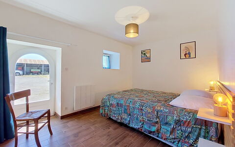 Kerdro: Interieur Ontwerp, Verdieping, Flooring, Muur, Meubilair, Plafond, Hout, Slaapkamer, Kamer, Bed